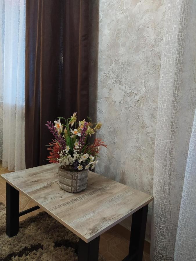 Apartment On Sobornaya 58 Khmel'nyts'kyy Exterior foto
